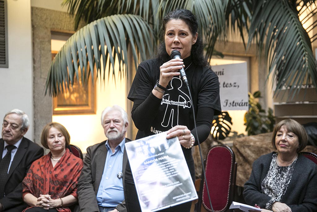 Sándor Mária a Kerekasztal a Részvételi Demokráciáért Egyesület konferenciáján