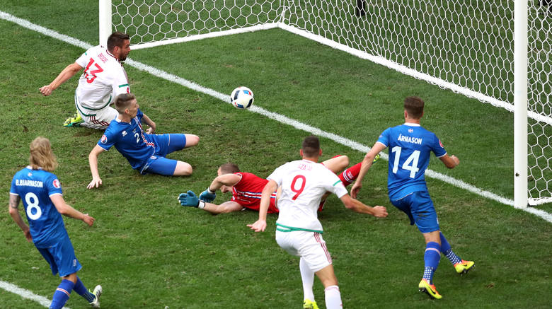 Az egyenlítő gól előtti pillanat (kép: dziennikpolski24.pl)