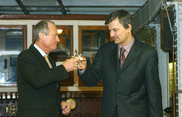 Medgyessy Péter miniszterelnök és Demszky Gábor főpolgármester 2003-ban / Fotó: MTI